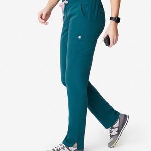 FIGS YOLA Skinny Regular Scrub Pants